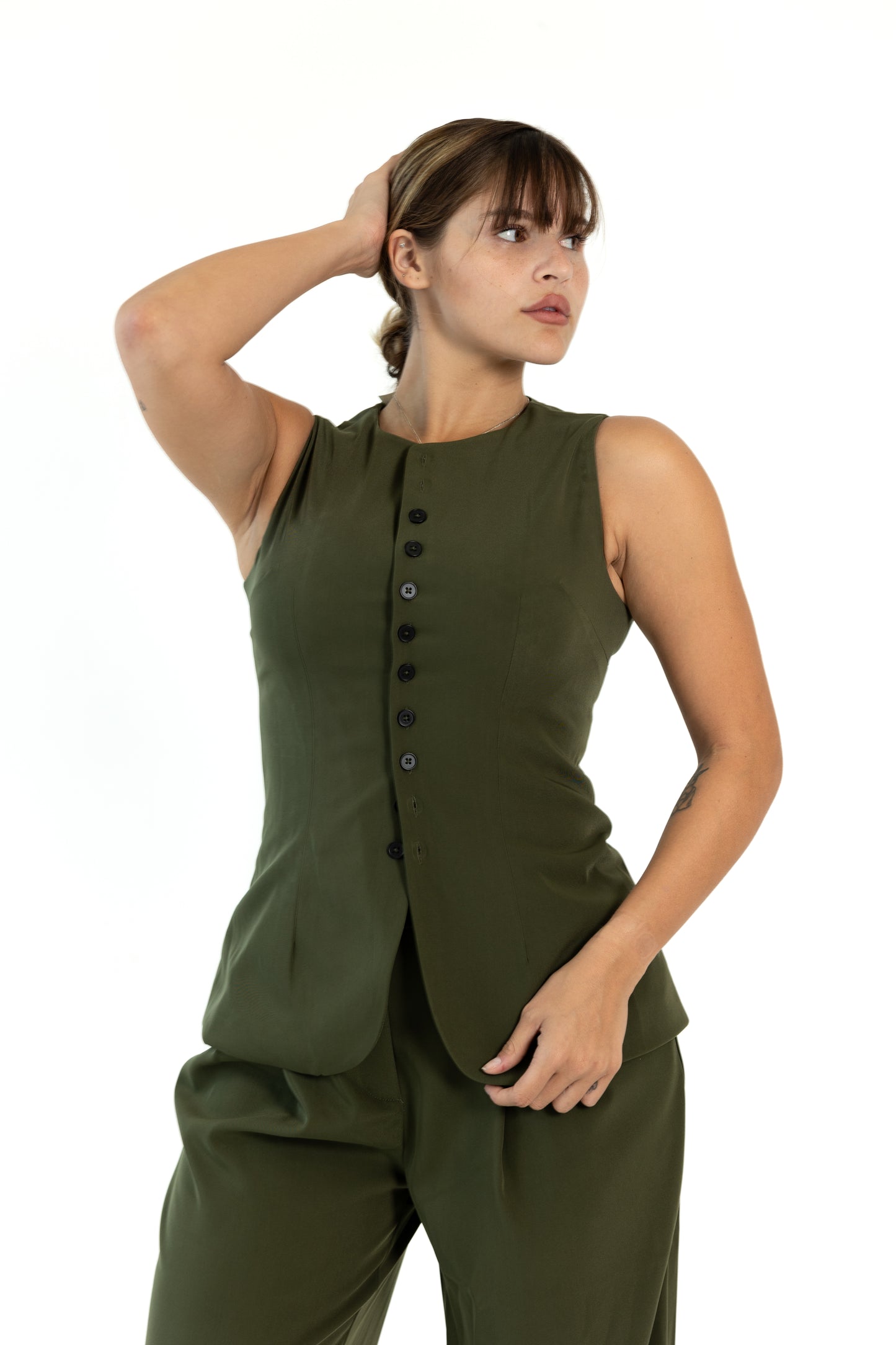 Chika Hourglass Vest